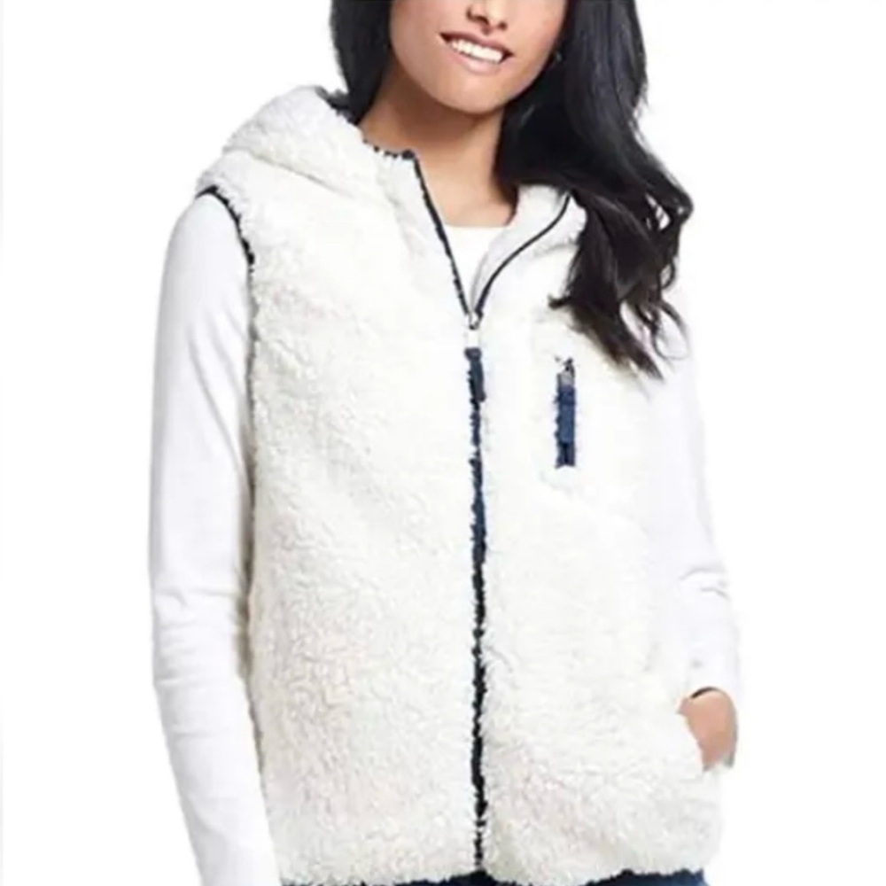 Weatherproof Vintage Sherpa Vest, size Small.